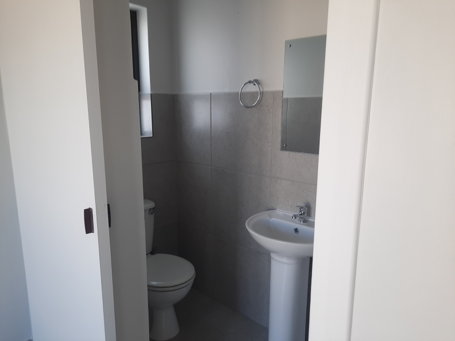 To Let 2 Bedroom Property for Rent in Stellendale Western Cape